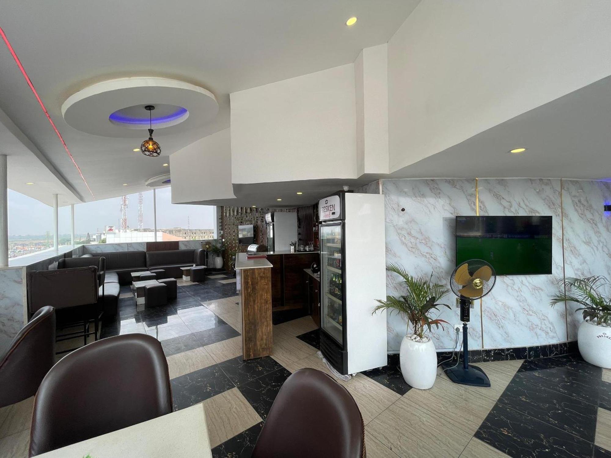 Presken Hotel At International Airport Road Ikeja Dış mekan fotoğraf
