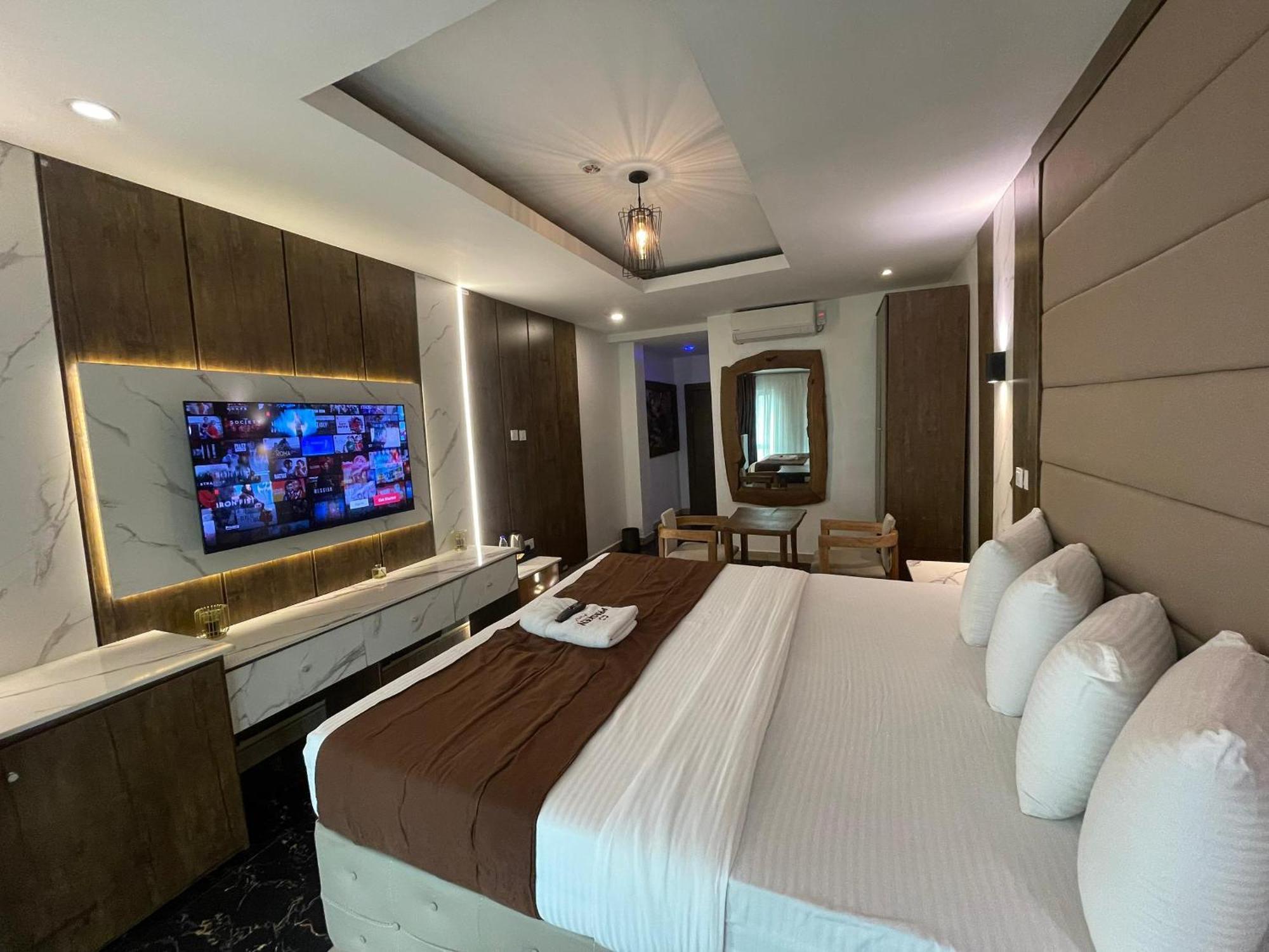Presken Hotel At International Airport Road Ikeja Dış mekan fotoğraf