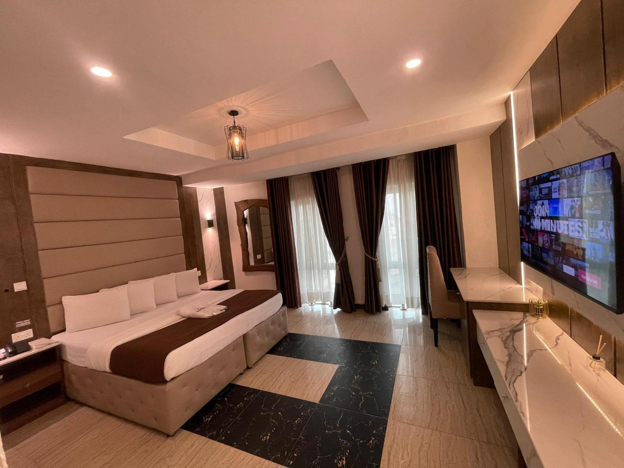 Presken Hotel At International Airport Road Ikeja Dış mekan fotoğraf