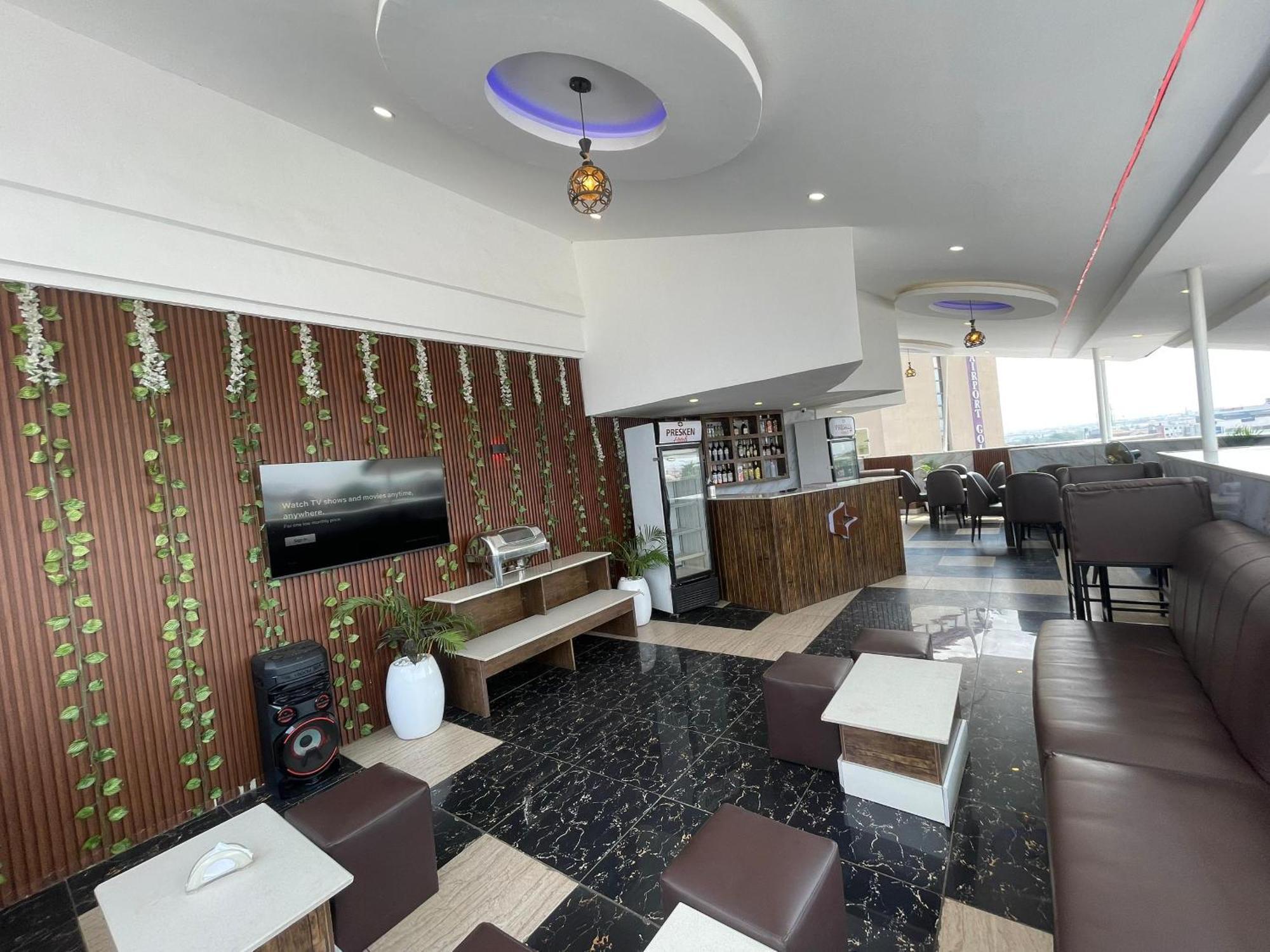 Presken Hotel At International Airport Road Ikeja Dış mekan fotoğraf