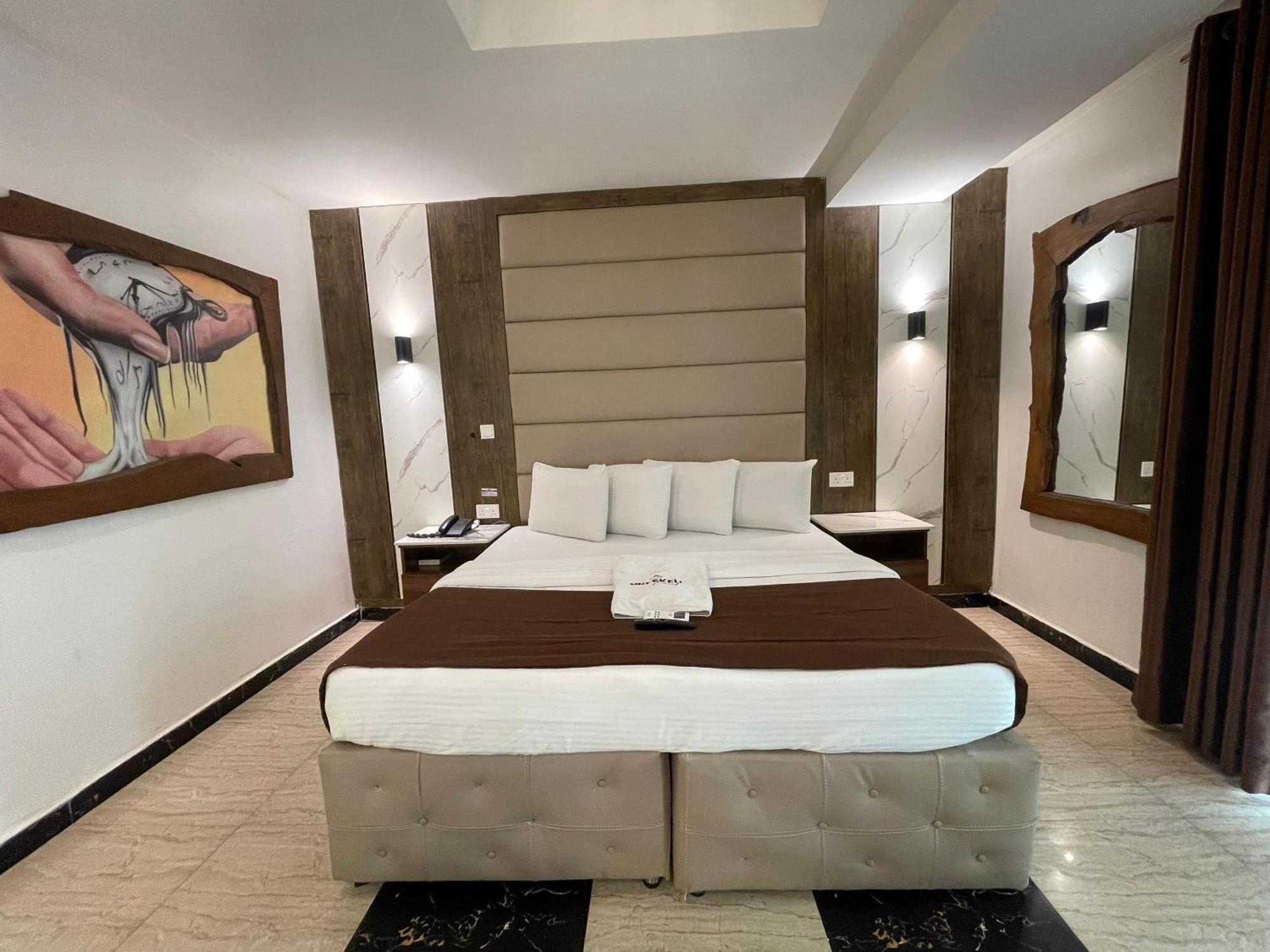 Presken Hotel At International Airport Road Ikeja Dış mekan fotoğraf